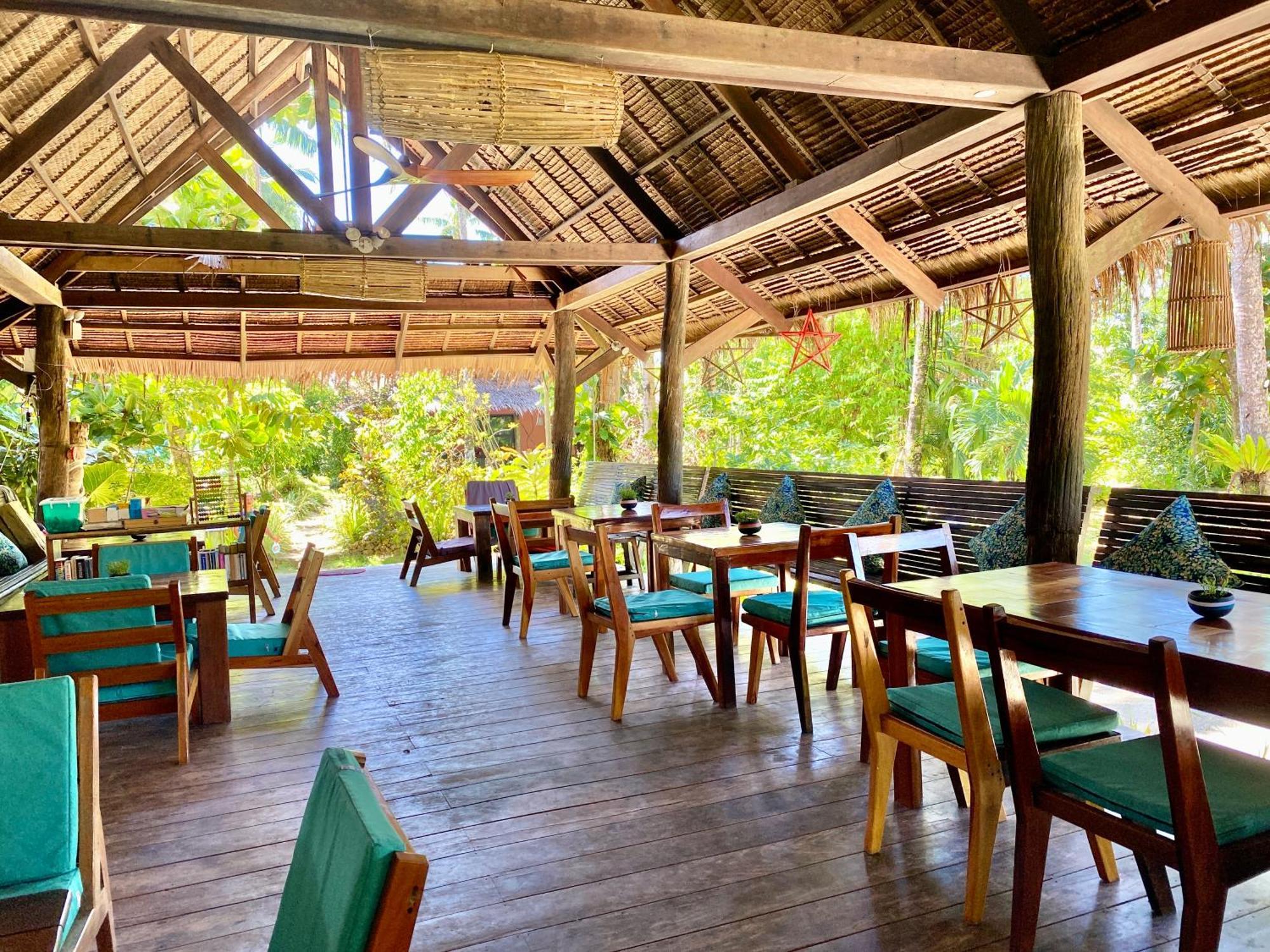 Emerald House Village General Luna  Ngoại thất bức ảnh